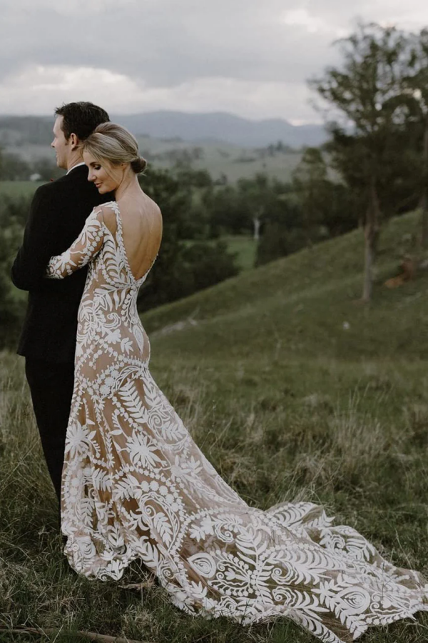 Unique Long Sleeves V Back Boho Beach Rustic Lace Wedding Dresses KPW0 kateprom Unique Long Sleeves V Back Boho Beach Rustic Lace Wedding Dresses KPW0 kateprom