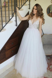 New Arrival Spaghetti Straps Ivory Floor Length Tulle Beach Wedding Dress with Lace KPW0179